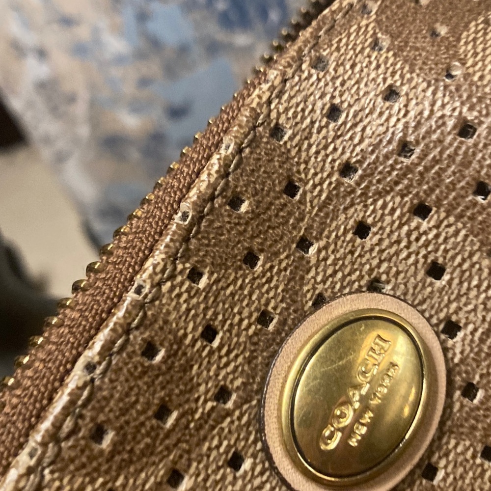 Coach Brown and Tan Shoulder Bag - Picture 11 of 15